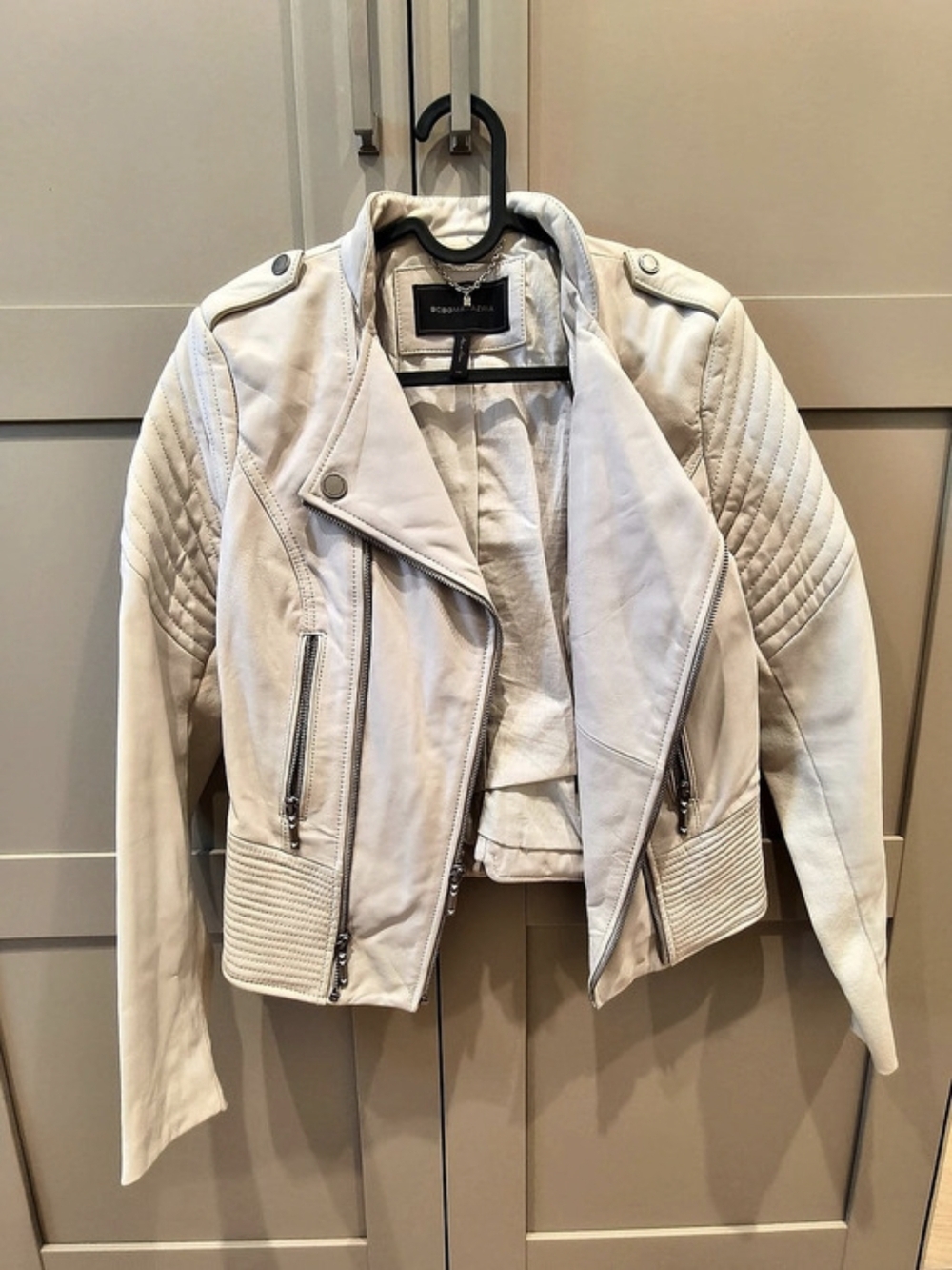 BCBGMAXAZRIA Genuine Leather Moto Jacket – Ivory/White XS